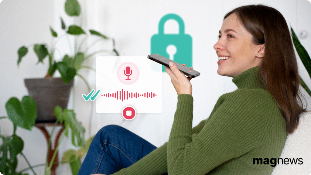 Una donna con lucchetto privacy in mano